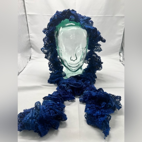 Handmade Blue Ruffled Scarf - Picture 9 of 9